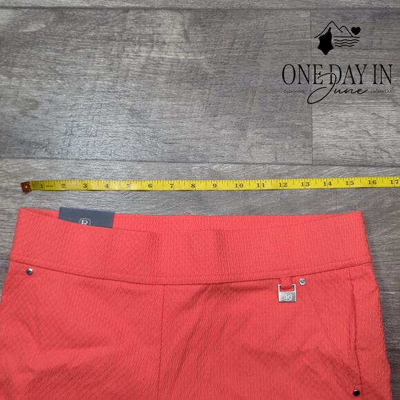 Rafaella Textured Cropped Pants Size 10 - Picture 3 of 6